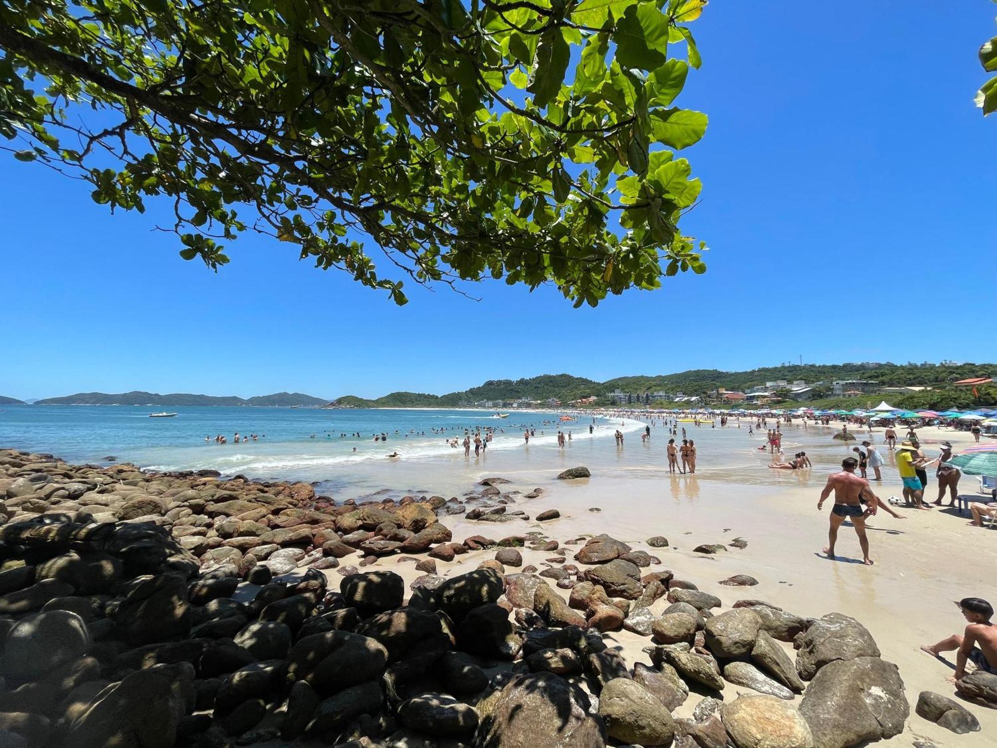 Apto Terreo A 100Mts Do Mar Bombinhas Exteriér fotografie